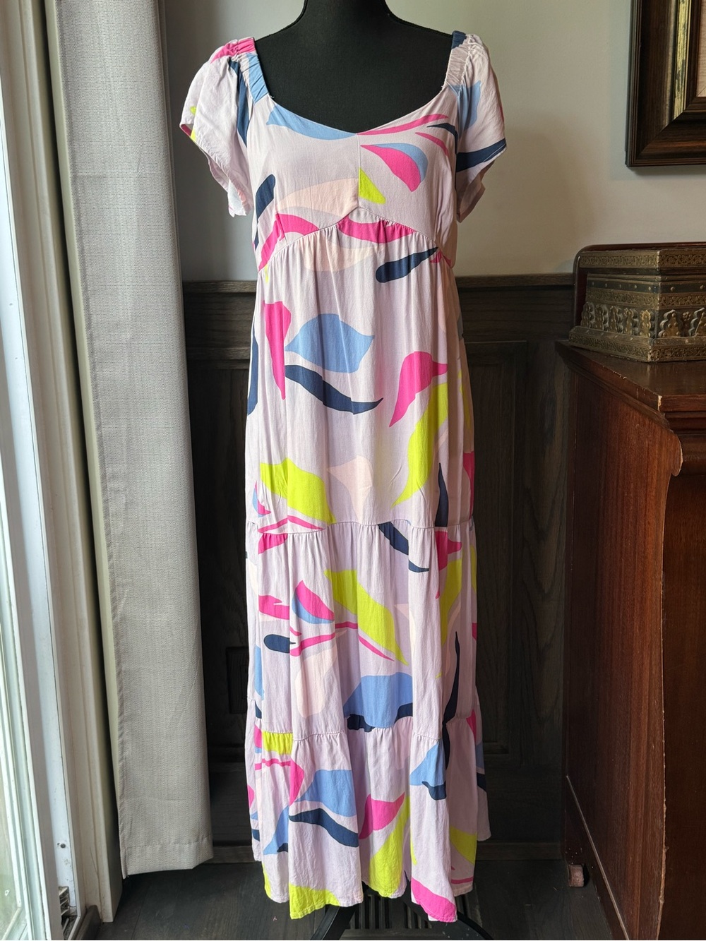 Isabel Maternity by Ingrid & Isabel Pink Abstract Maxi Dress with Neon Accents M